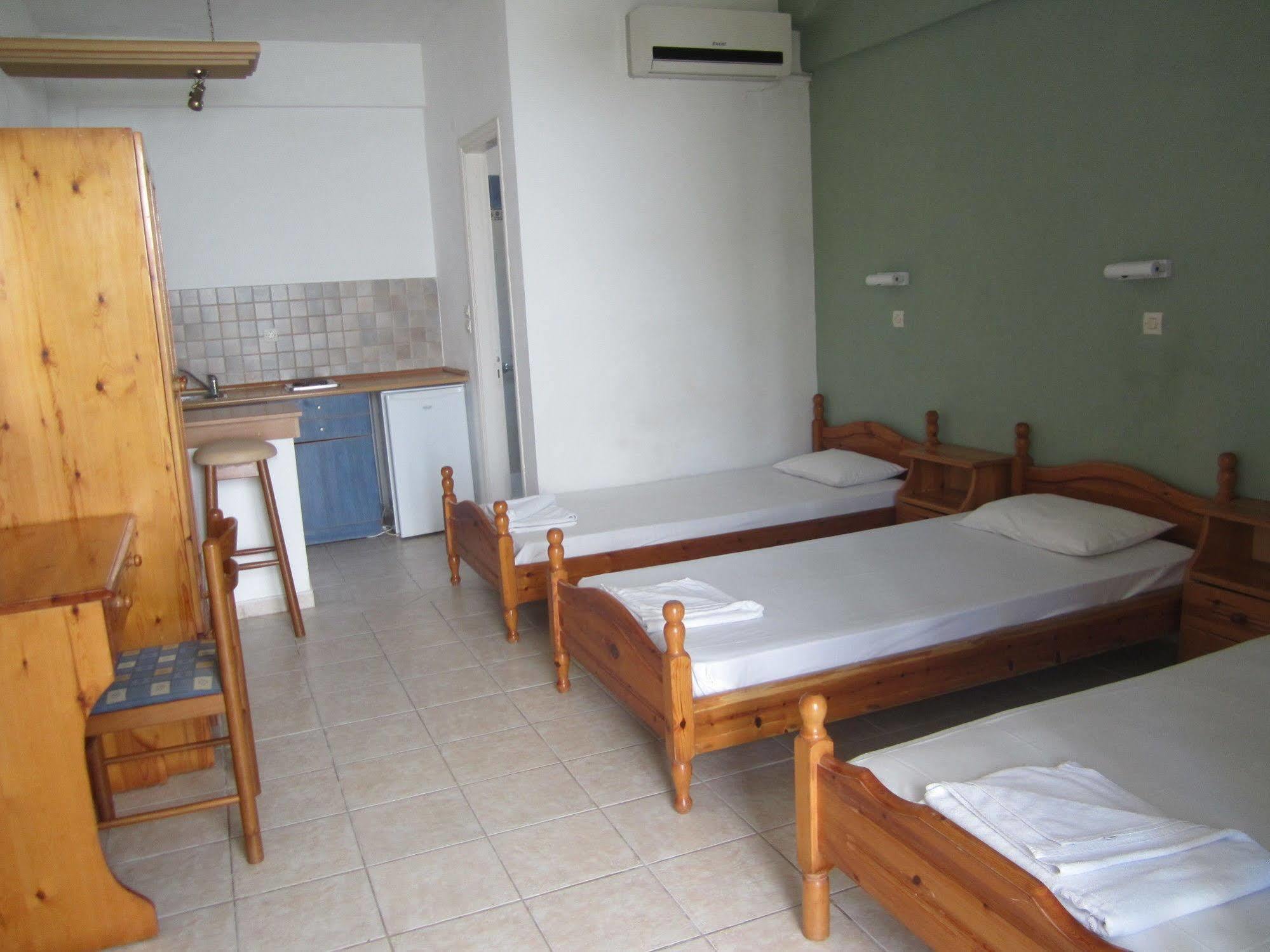 Island Beach Resort (Adults Only) Kávos Dış mekan fotoğraf