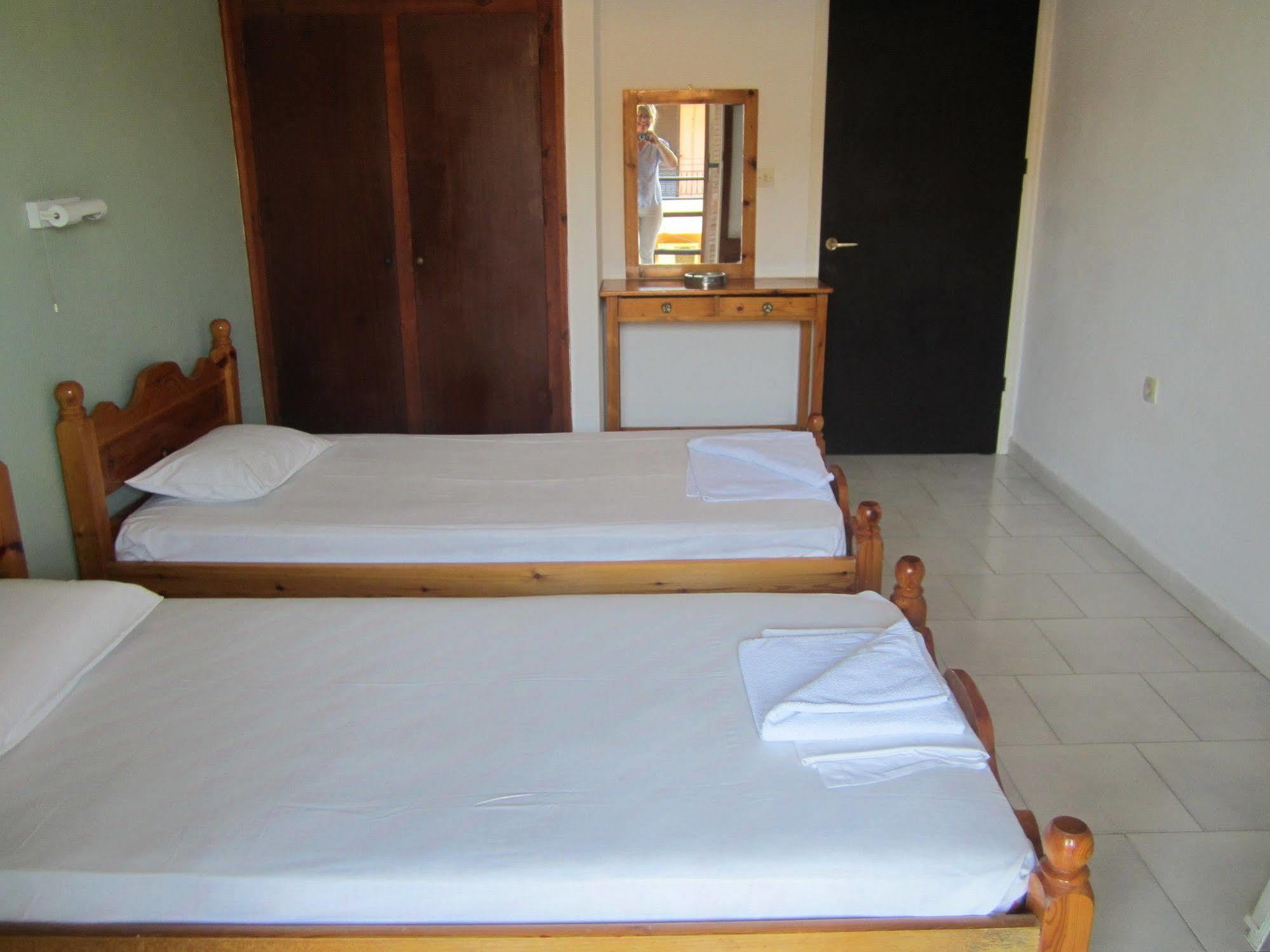 Island Beach Resort (Adults Only) Kávos Dış mekan fotoğraf